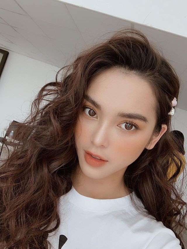 'Nàng thơ' MV 16+ của Soobin Hoàng Sơn: 'Không đi chơi sau 10 giờ tối' ảnh 10