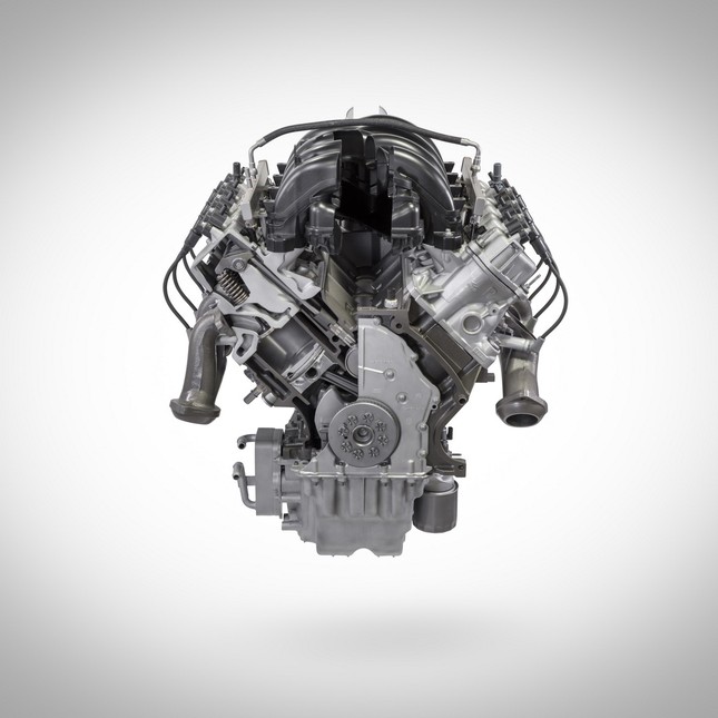 Ford tung động cơ V8 7.3L 'cực khủng' cho xe bán tải ảnh 3