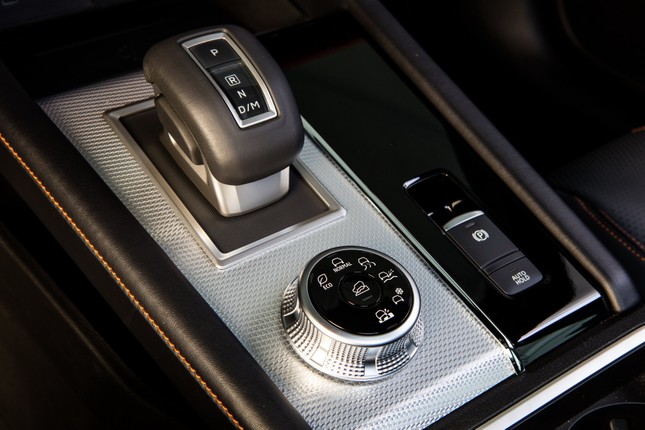 Mitsubishi Outlander thế hệ mới chính thức trình làng ảnh 18