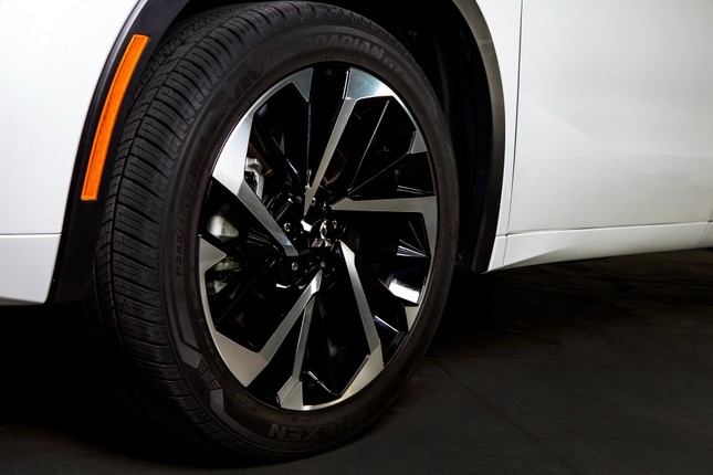 Mitsubishi Outlander thế hệ mới chính thức trình làng ảnh 11