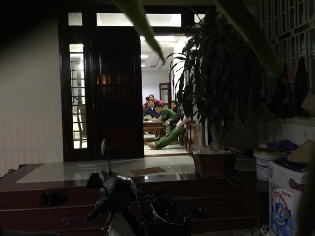 Khám nhà nguyên lãnh đạo BIDV chi nhánh Hà Tĩnh ảnh 3