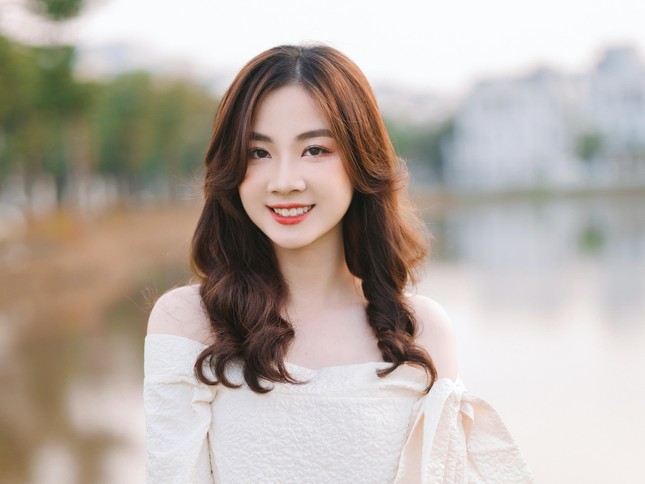 Á khôi sinh viên Đại học Hải Phòng ước mơ trở thành phiên dịch viên ảnh 8