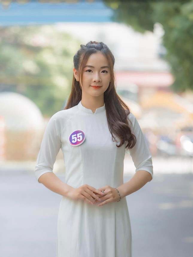 Á khôi sinh viên Đại học Hải Phòng ước mơ trở thành phiên dịch viên ảnh 4
