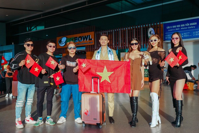Hoàng Việt An đại diện Việt Nam dự thi Nam vương Hữu Nghị 2022 ảnh 2