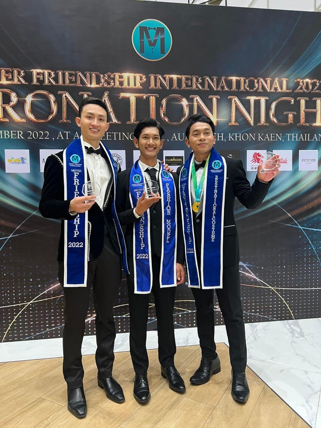 Hoàng Việt An đạt danh hiệu Mister Charming Friendship International 2022 ảnh 6