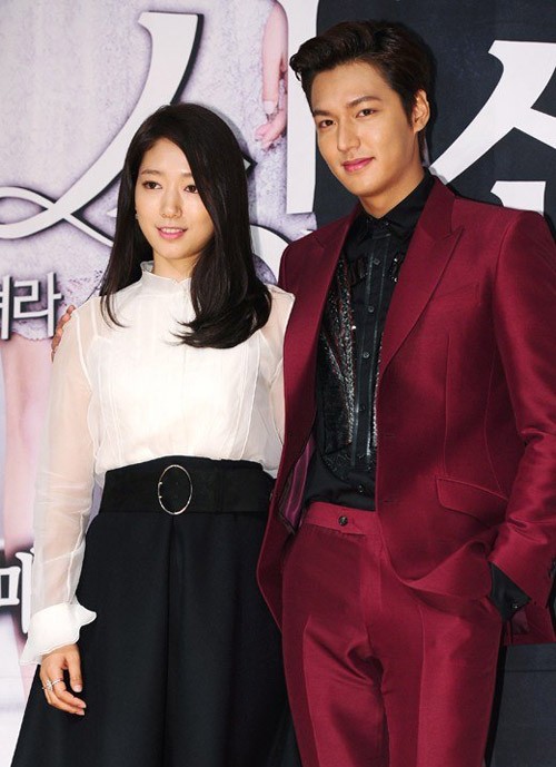Liệu “nàng thơ” Kim Go Eun có là tình mới của “quân vương” Lee Min Ho năm 2020? ảnh 5