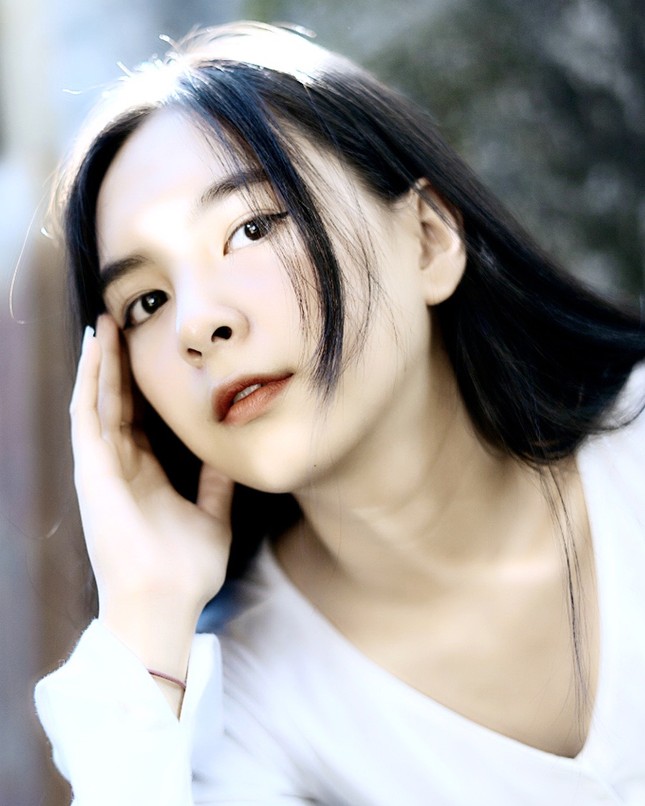 Nữ sinh đạt giải văn cấp thành phố ước mơ trở thành luật sư và người mẫu ảnh 10