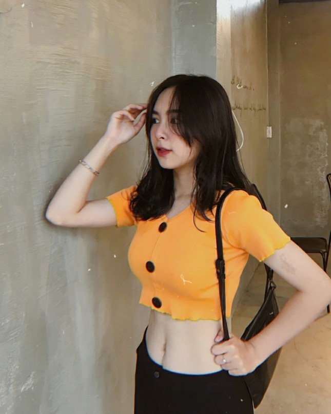 Nữ sinh đạt giải văn cấp thành phố ước mơ trở thành luật sư và người mẫu ảnh 3