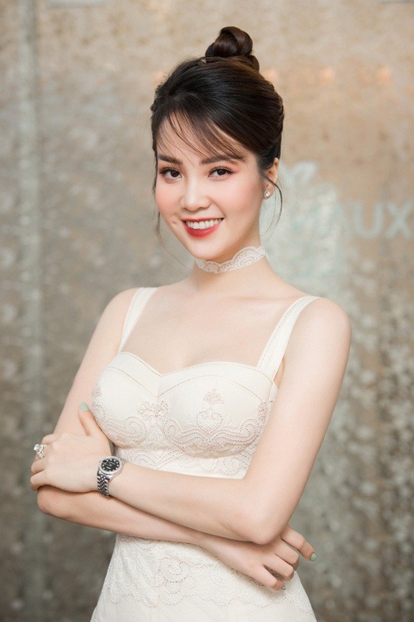 Hà Kiều Anh, Đỗ Mỹ Linh ngồi ghế giám khảo Hoa hậu Việt Nam 2020 tìm người kế vị ảnh 9