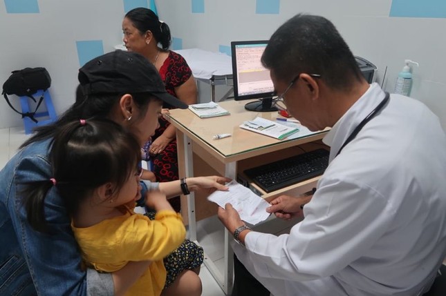 Bác sĩ nhi 'điểm mặt' bệnh thường gặp ở trẻ nhỏ khi thời tiết thay đổi ảnh 2