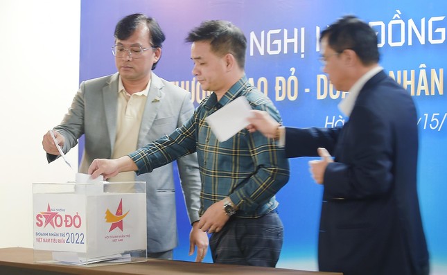 Lựa chọn Top 10, Top 100 doanh nhân trẻ Việt Nam tiêu biểu năm 2022 ảnh 4