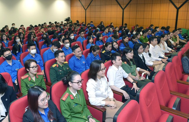 200 đại biểu góp mặt tại Gala Thanh niên Việt Nam vững bước hội nhập ảnh 3