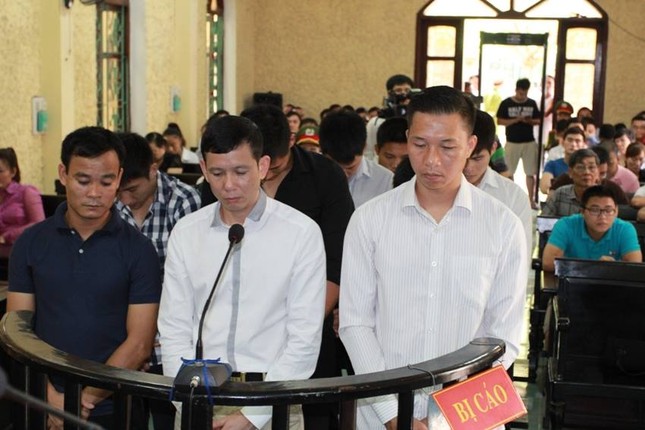 Cầu thủ chủ mưu bán độ bị phạt 30 tháng tù giam ảnh 2