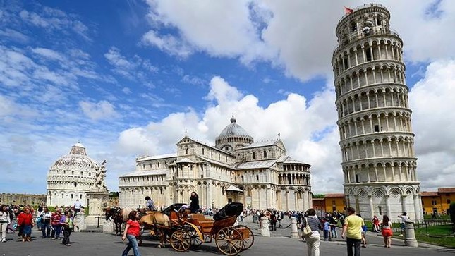Tháp nghiêng Pisa nghiêng bao nhiêu độ?