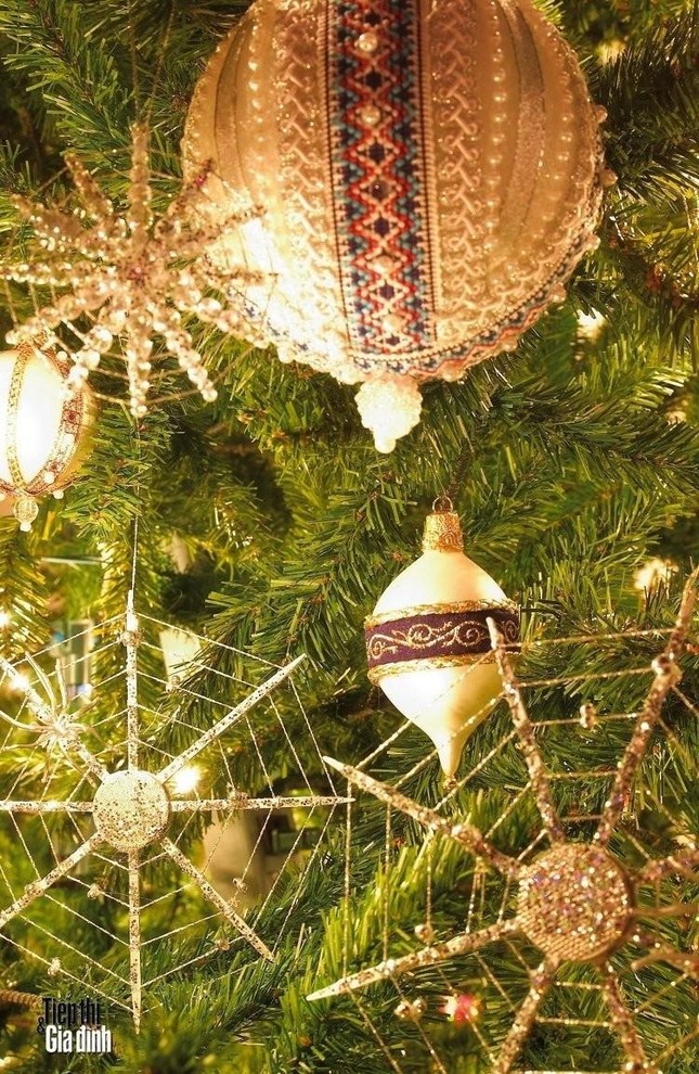 Trong ngày Noel tất cả các gia đình ở Nauy sẽ giấu đi vật gì?