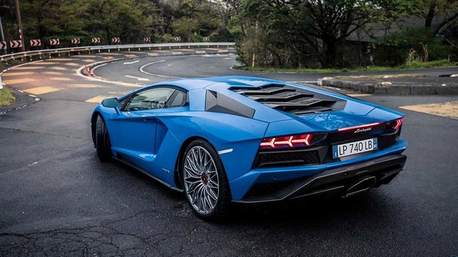 Triệu hồi 3 siêu xe Lamborghini tại Việt Nam ảnh 2