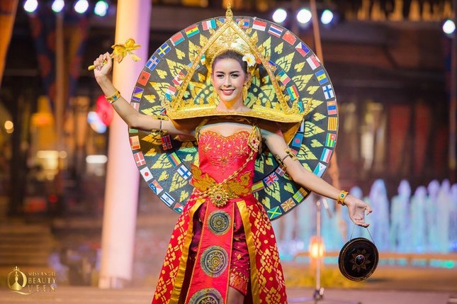 Hoài Sa về nhì tài năng, khó tranh giải trang phục dân tộc vì đối thủ quá đầu tư ảnh 8