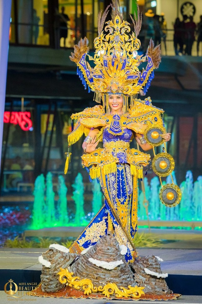 Hoài Sa về nhì tài năng, khó tranh giải trang phục dân tộc vì đối thủ quá đầu tư ảnh 9