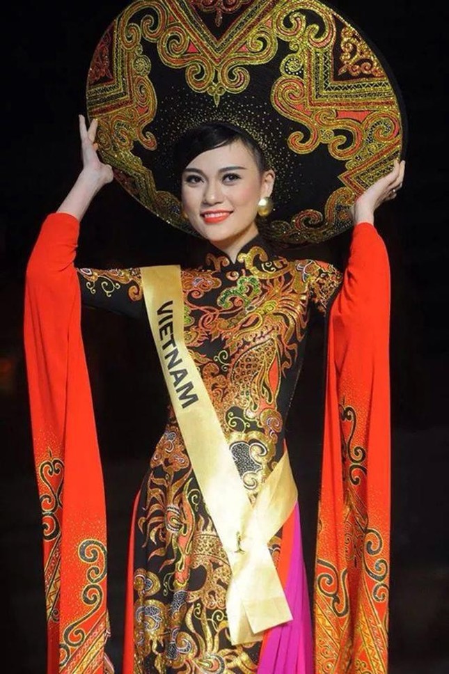 Những người đẹp được gọi với danh hiệu Hoa hậu Hòa bình Việt Nam qua các năm ảnh 8