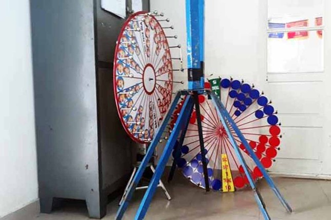 Triệt phá 2 sòng bạc trong Hội chợ thương mại Tây nguyên - Đà Lạt ảnh 1