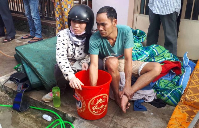 Quên tắt bếp ga, ngôi nhà trong hẻm sâu ở Đà Lạt bốc cháy dữ dội ảnh 2