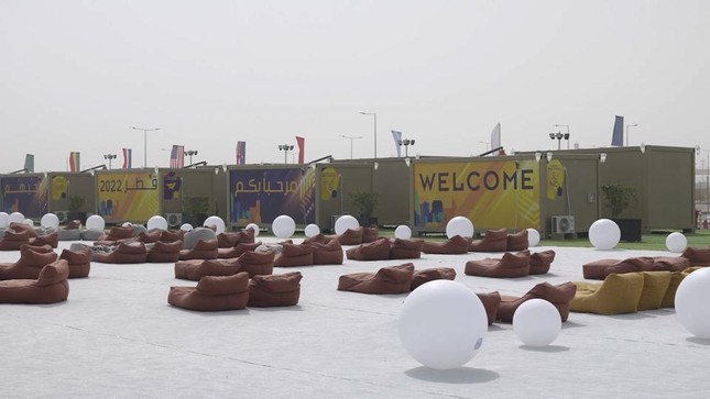 Thiếu phòng khách sạn, Qatar xây chỗ ở cực chất giữa sa mạc cho World Cup 2022 ảnh 2