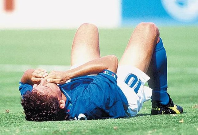 Lịch sử World Cup 1994: Roberto Baggio, tội đồ không bao giờ được giải oan ảnh 4