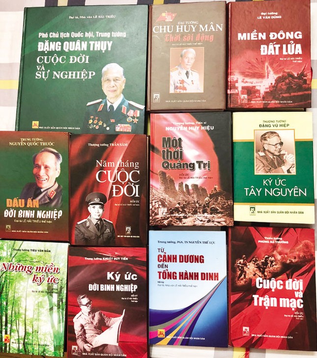 Người duyên nợ với hồi ức binh nghiệp ảnh 1