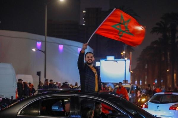 Cả châu Âu đổ ra đường mừng chiến thắng của tuyển Morocco ảnh 2