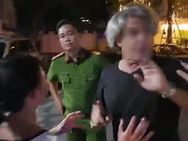 Tổng Giám đốc Bệnh viện FV bị tố say xỉn, tấn công bảo vệ khu Thảo Điền ảnh 2