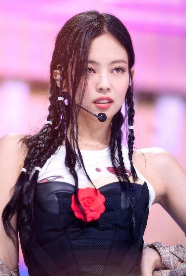 Jennie (BlackPink) tiếp tục bị phát tán ảnh nhạy cảm ảnh 2