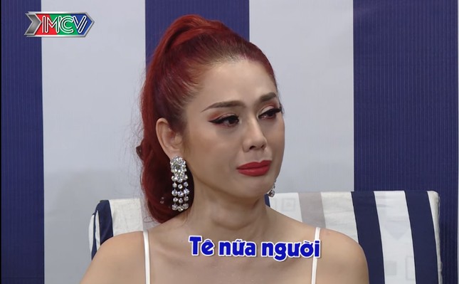 Lâm Khánh Chi khóc nức khi nghe số phận đầy nước mắt của 'cô đào' đoàn hát lô tô ảnh 4