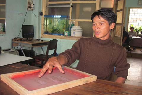 Đường dây làm giả giấy tờ, giúp gái quê xuất ngoại bán dâm ảnh 1