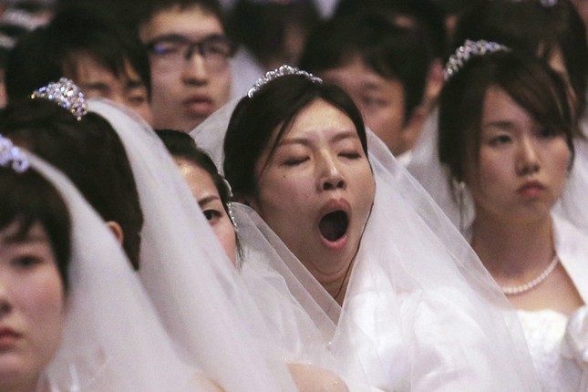 Giới trẻ Nhật Trung Hàn kết hôn muộn, thậm chí không lập gia đình và sinh con ảnh 1