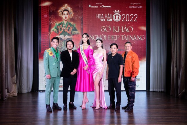 Những tiết mục năng khiếu tại vòng Sơ khảo Người đẹp tài năng Hoa hậu Việt Nam 2022 ảnh 1