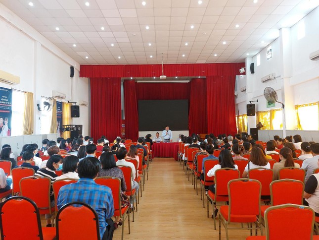 iSchool Nha Trang cẩn trọng đảm bảo an toàn cho học sinh trở lại trường ảnh 2