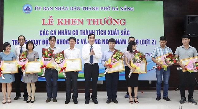 ĐH Duy Tân có thêm 4 Phó Giáo sư năm 2022 - Nhiều nhất trong khối Ngoài công lập ảnh 3