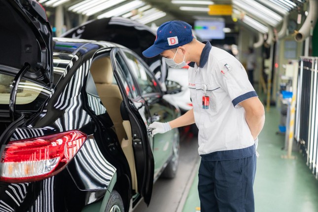 Lắp ráp Veloz Cross - Bước đi mới tăng cường nội địa hóa của Toyota Việt Nam ảnh 2