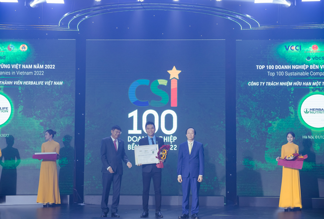 Herbalife Việt Nam được vinh danh top 100 Doanh nghiệp Bền vững Việt Nam năm 2022 ảnh 1