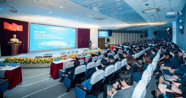 Đoàn MobiFone nhận Cờ thi đua xuất sắc công tác Đoàn và phong trào thanh niên năm 2022 ảnh 3