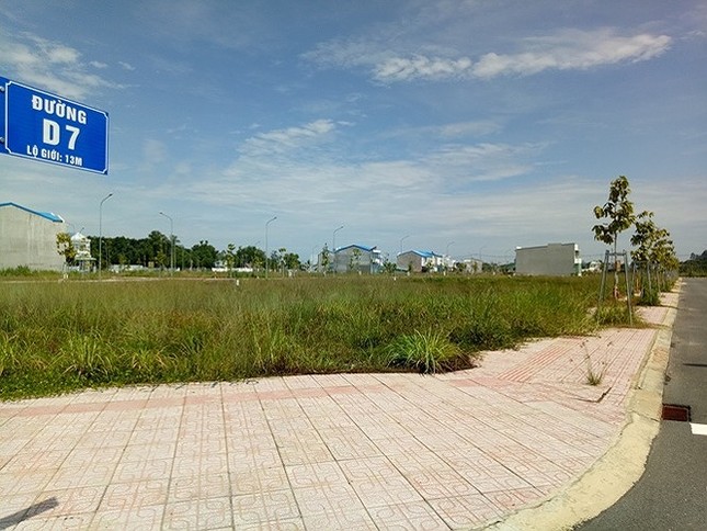 Vụ xẻ hơn 7.000m2 đất công: DN ‘làm càn’ nên thu hồi chủ trương đã ký ảnh 2