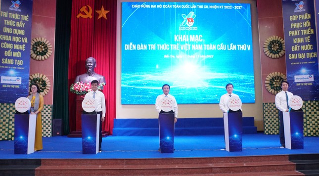 Trí thức trẻ Việt Nam khẳng định trí tuệ, bản sắc để đóng góp xây dựng quê hương đất nước ảnh 3