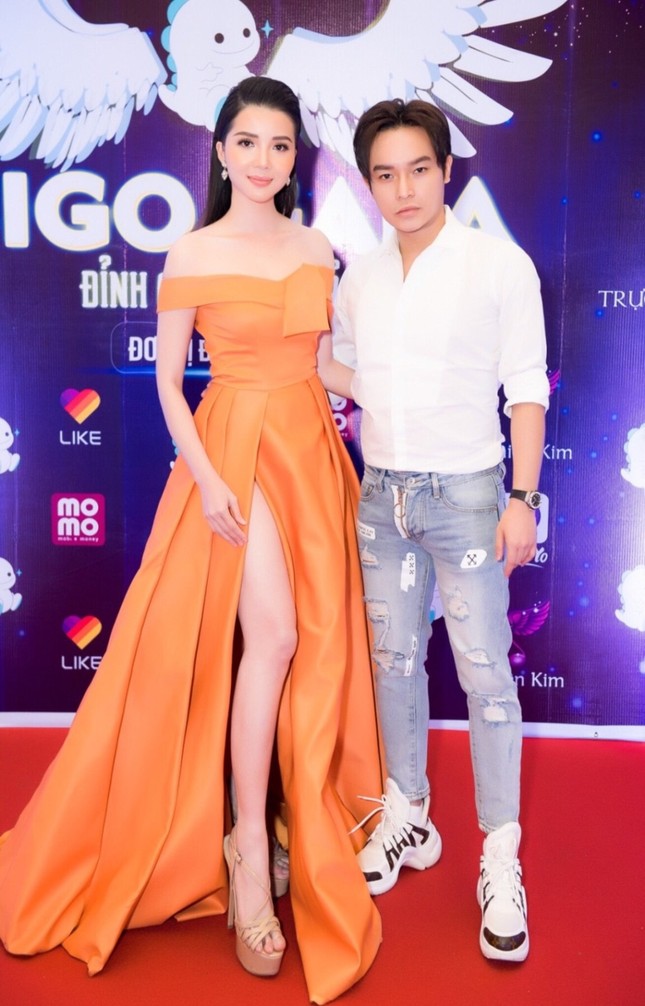 Hoa Khôi Huỳnh Thúy Vi rạng rỡ làm giám khảo idols ảnh 5