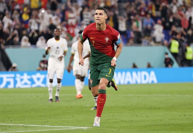 ‘Xé lưới’ Ghana, Ronaldo lập nên siêu kỷ lục ở World Cup ảnh 1