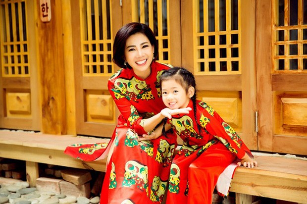 Xúc động với clip Mai Phương chơi đùa cùng con gái trong những ngày cuối đời ảnh 1