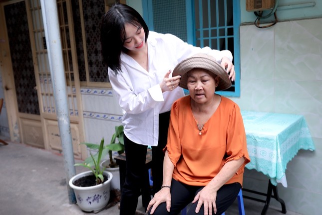 Diệu Nhi giúp cô gái hiếu thảo thực hiện ước mơ dành tặng người mẹ mắc bệnh ung thư ảnh 4