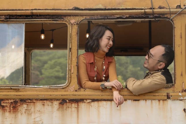 Thu Trang - Tiến Luật “trốn con” hẹn hò ở Đà Lạt, xác nhận làm “Chị Mười Ba” phần 3 ảnh 1