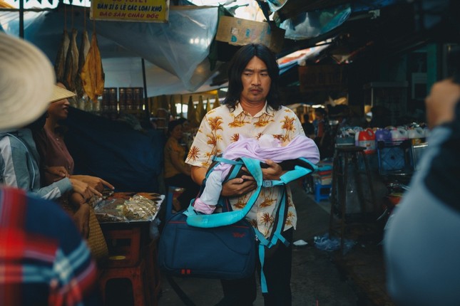 Lâm Vỹ Dạ trở thành bạn gái của Tiến Luật trong phim do Thu Trang sản xuất ảnh 5
