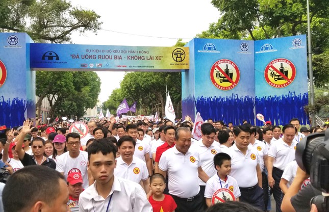 Phó Thủ tướng: Mỗi người hãy cương quyết từ chối uống rượu bia nếu phải lái xe ảnh 3