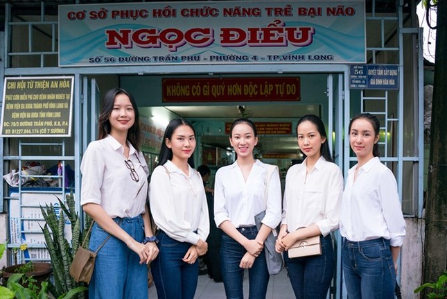 Người đẹp Nhân ái của Hoa Hậu Việt Nam 2020: Tài sắc vẹn toàn không bàn cãi! ảnh 2